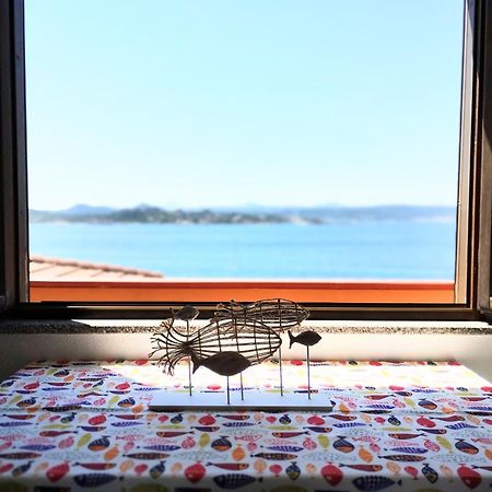 Appartamentino Panoramico...Con Finestra Sul Mare! La Maddalena  Eksteriør billede