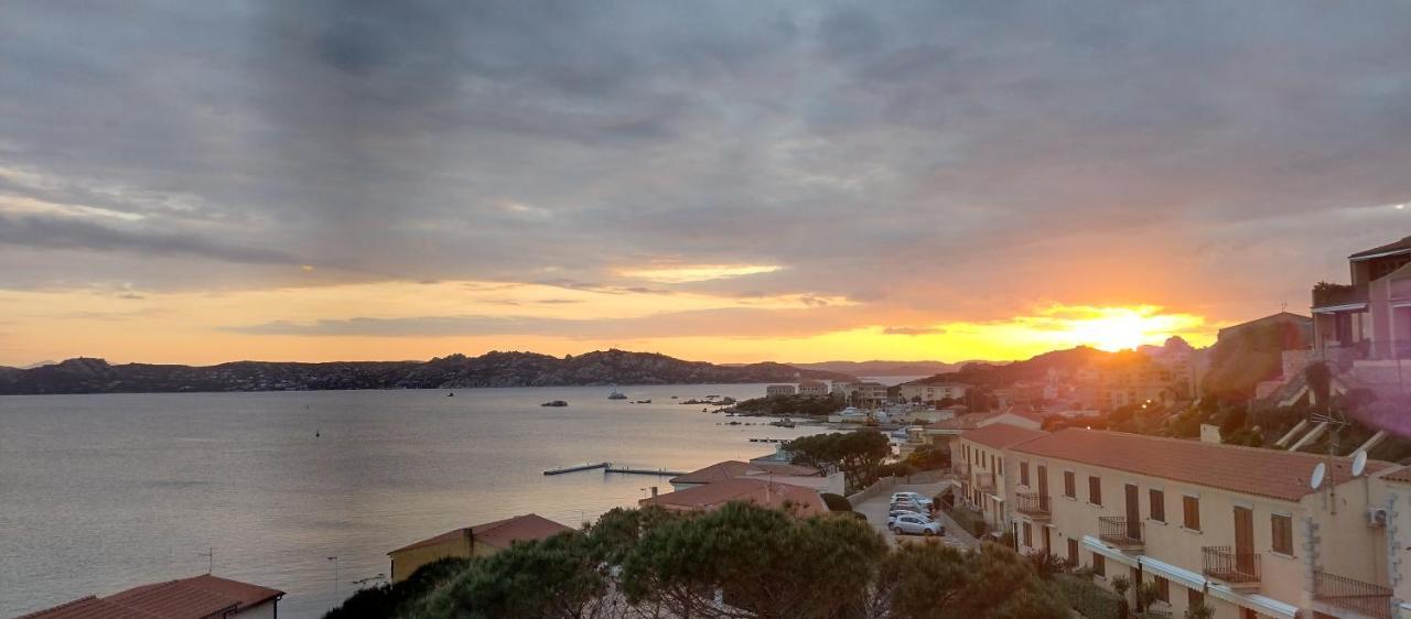 Appartamentino Panoramico...Con Finestra Sul Mare! La Maddalena  Eksteriør billede