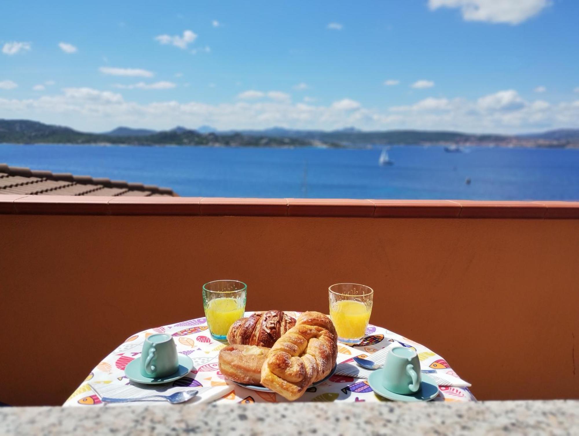 Appartamentino Panoramico...Con Finestra Sul Mare! La Maddalena  Eksteriør billede
