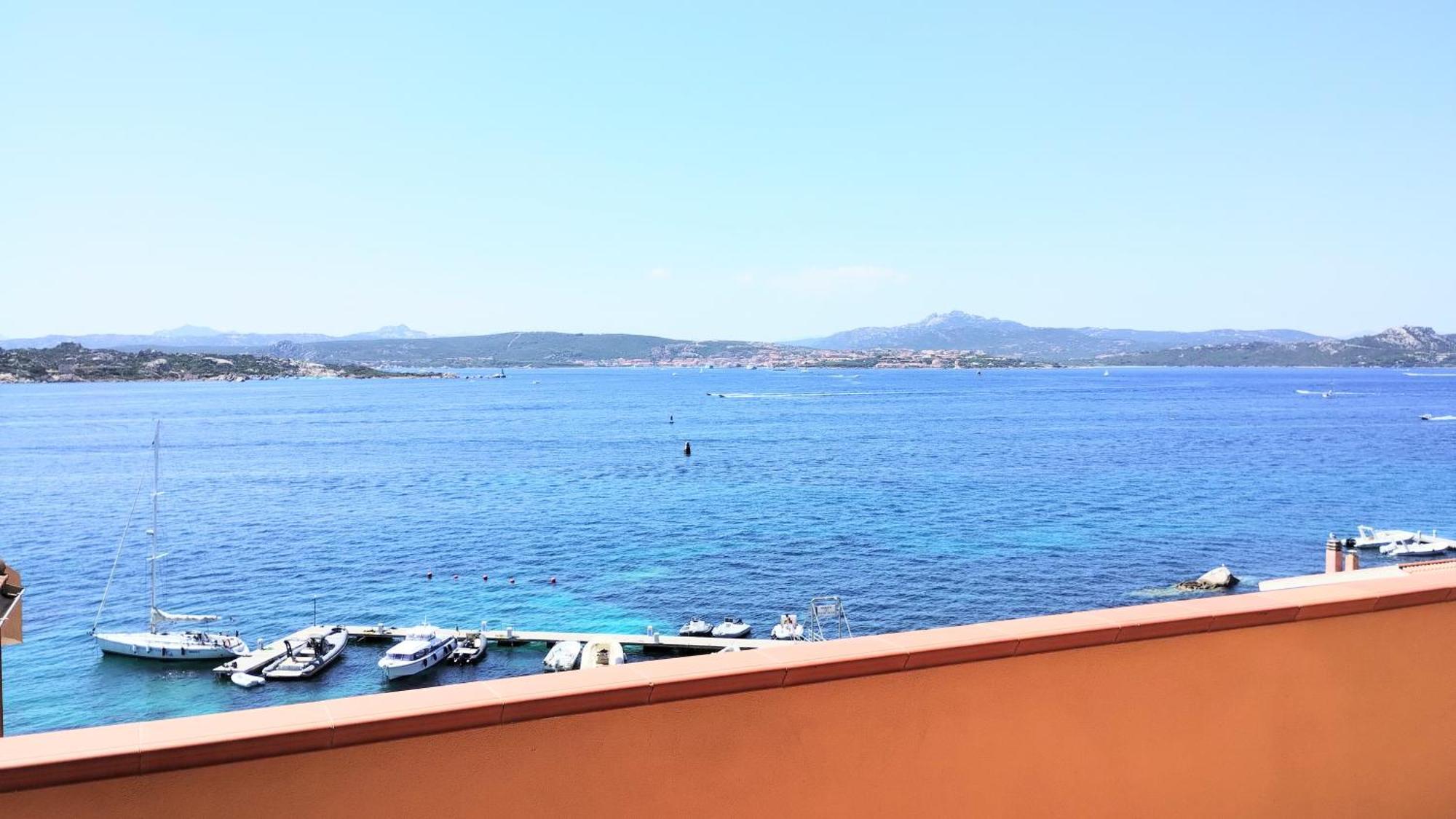 Appartamentino Panoramico...Con Finestra Sul Mare! La Maddalena  Eksteriør billede